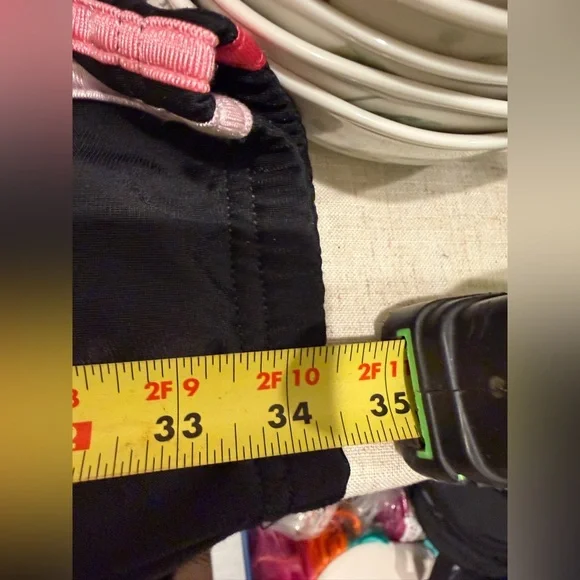 Adidas track suit
Pink black 14-16 sweats - Picture 11 of 12